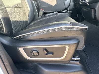 2023 RAM 1500 Laramie Crew Cab 4x4 5'7' Box