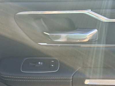 2023 RAM 1500 Laramie Crew Cab 4x4 5'7' Box