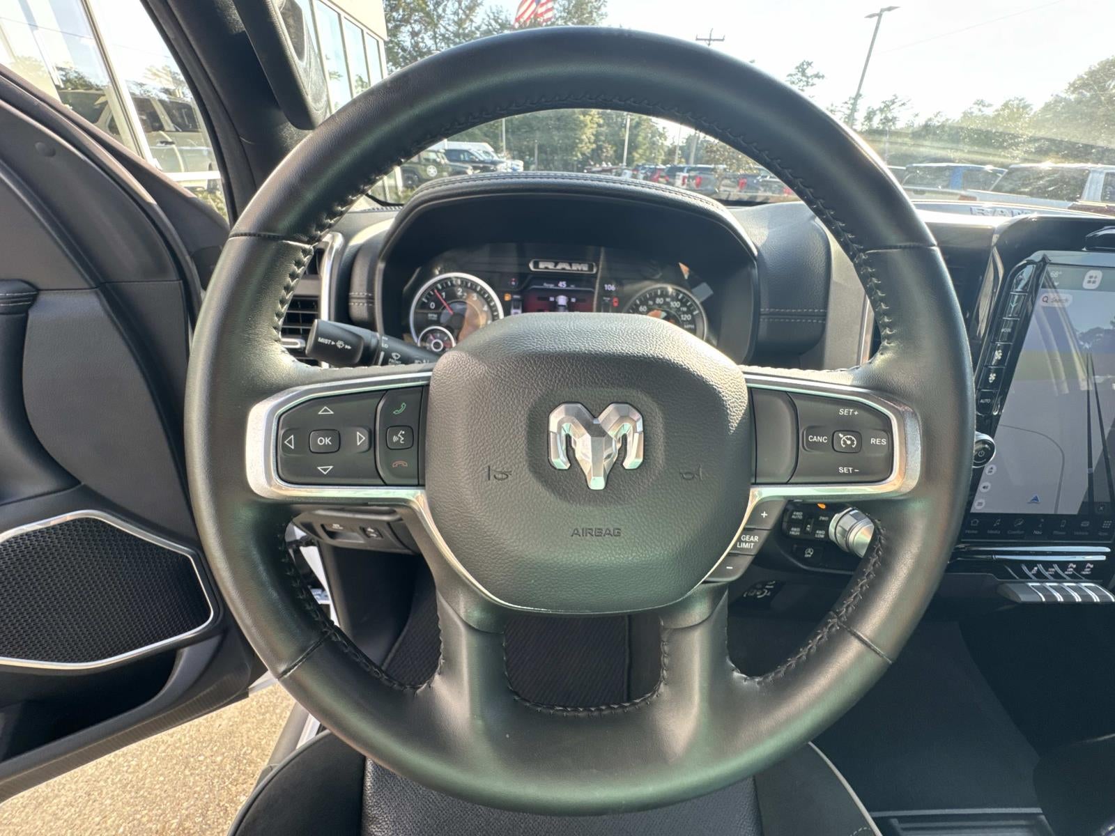 2023 RAM 1500 Laramie Crew Cab 4x4 5'7' Box