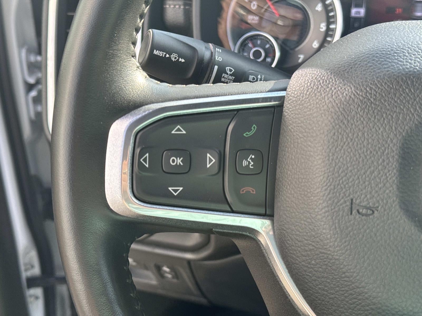 2023 RAM 1500 Laramie Crew Cab 4x4 5'7' Box