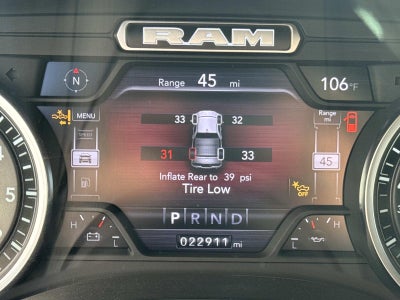 2023 RAM 1500 Laramie Crew Cab 4x4 5'7' Box