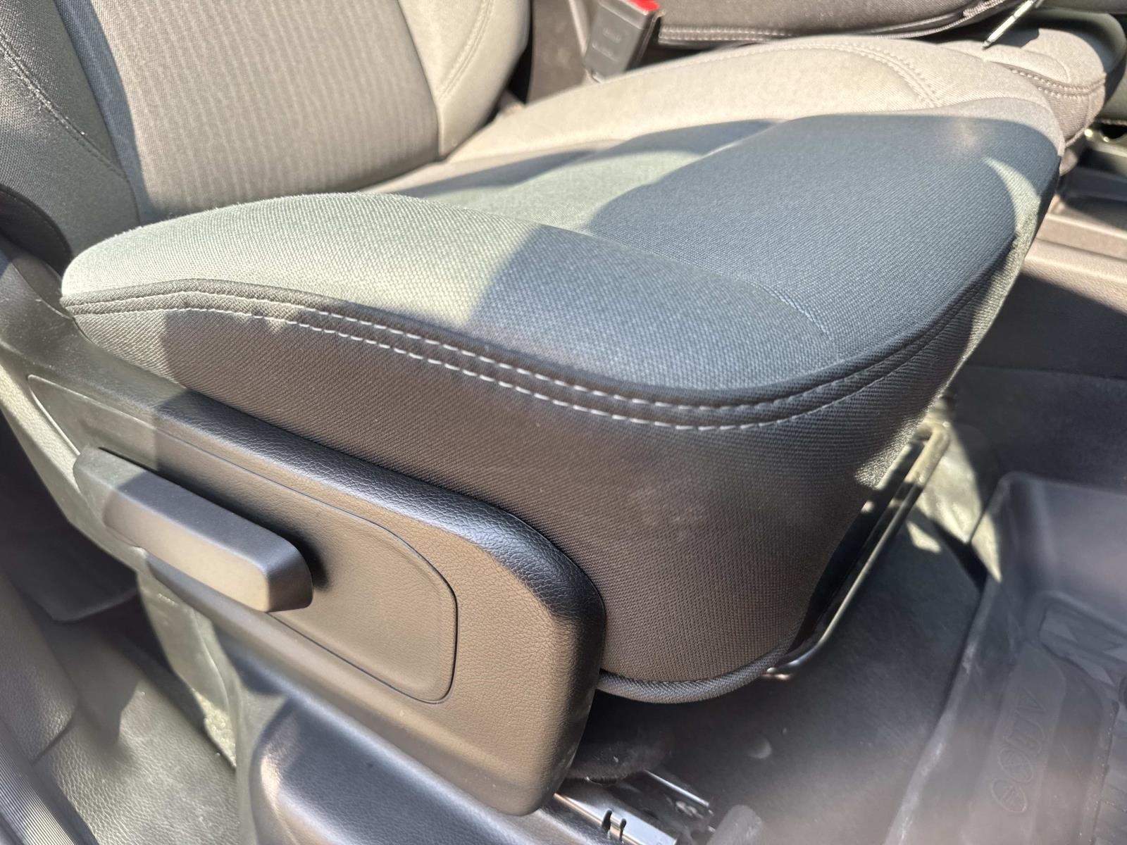 2022 RAM 1500 Big Horn Crew Cab 4x4 6'4' Box