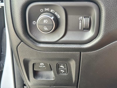 2022 RAM 1500 Big Horn Crew Cab 4x4 6'4' Box