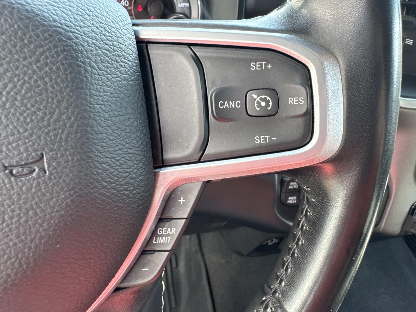 2022 RAM 1500 Big Horn Crew Cab 4x4 6'4' Box