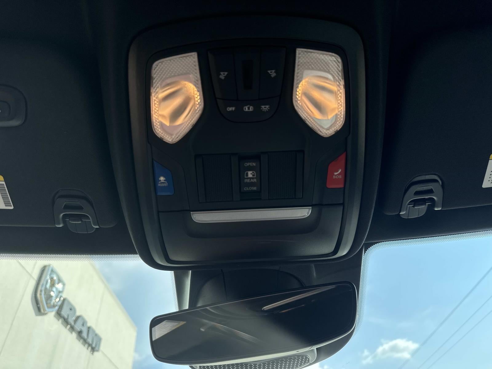 2022 RAM 1500 Big Horn Crew Cab 4x4 6'4' Box