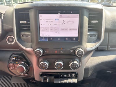 2022 RAM 1500 Big Horn Crew Cab 4x4 6'4' Box