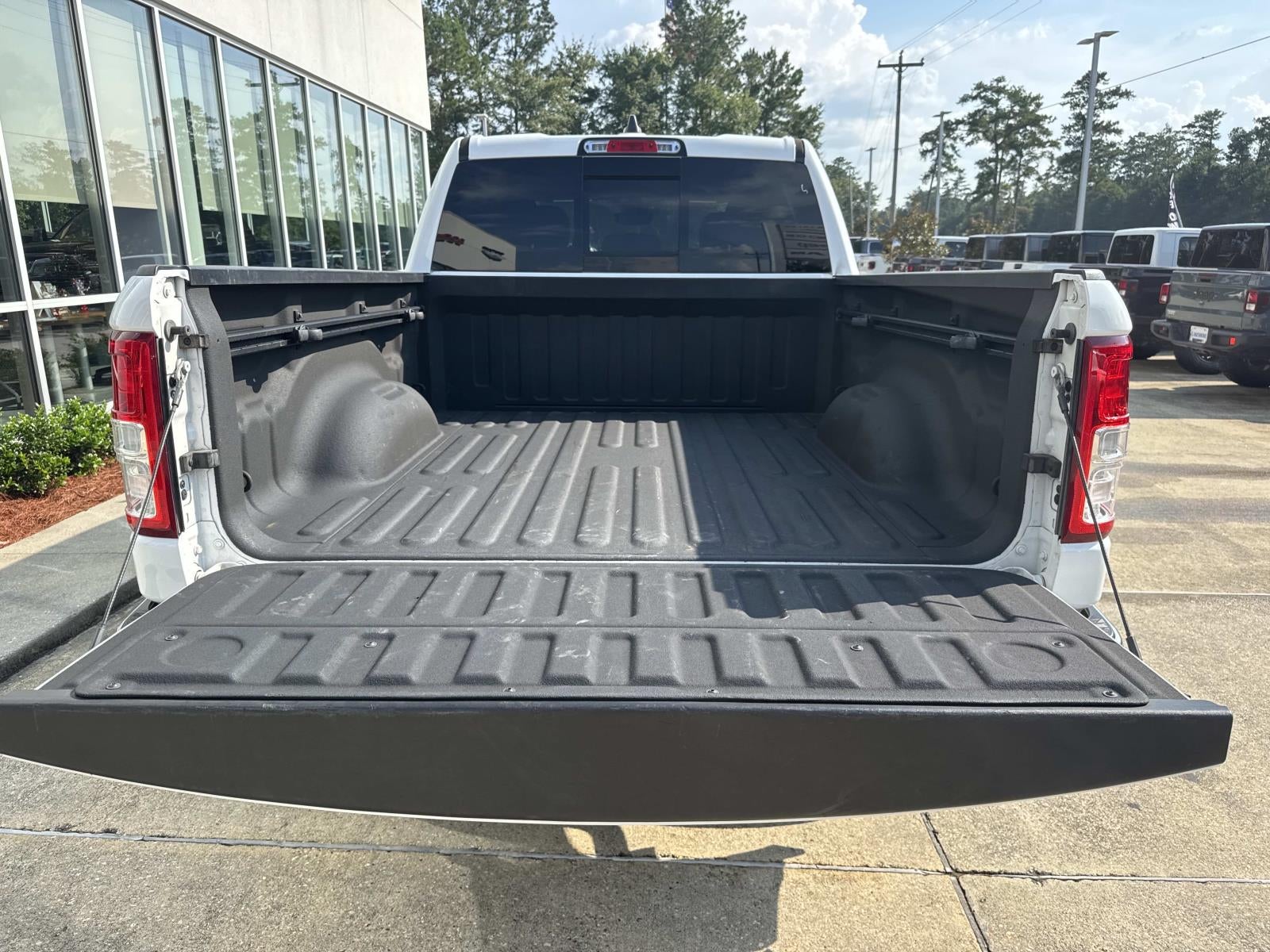 2022 RAM 1500 Big Horn Crew Cab 4x4 6'4' Box