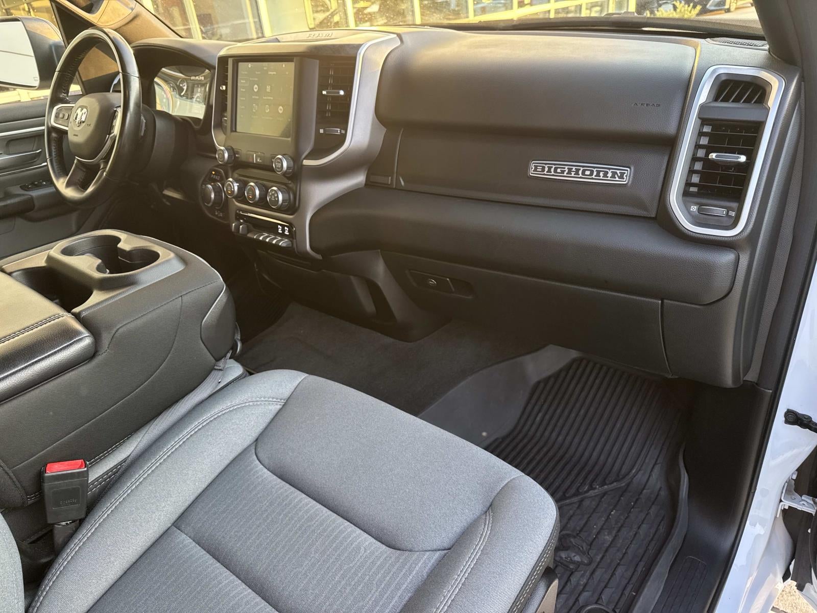 2022 RAM 1500 Big Horn Crew Cab 4x4 6'4' Box