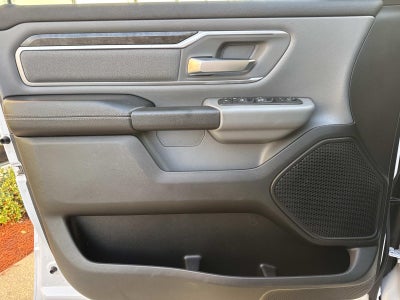 2022 RAM 1500 Big Horn Crew Cab 4x4 6'4' Box