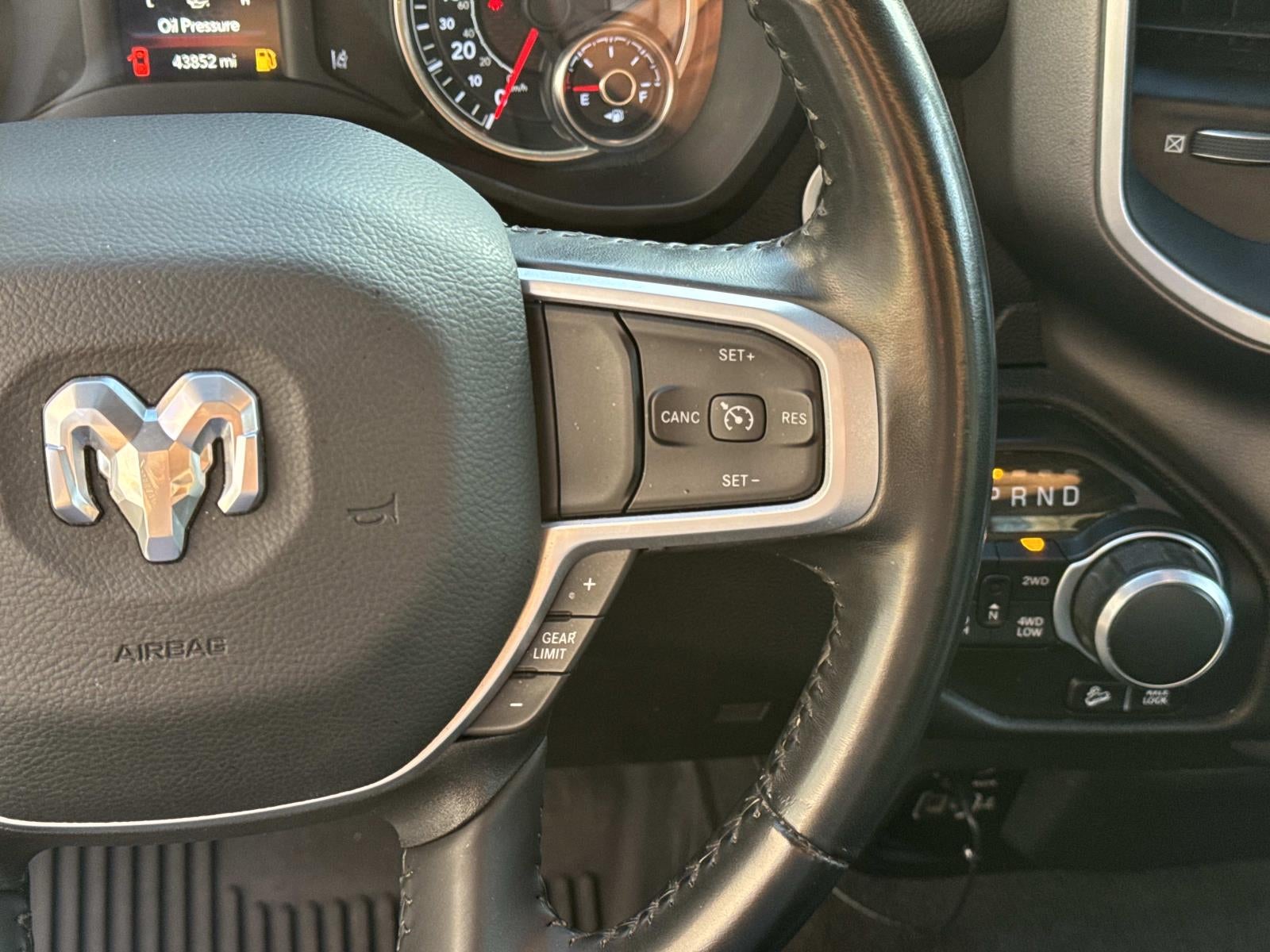 2022 RAM 1500 Big Horn Crew Cab 4x4 6'4' Box