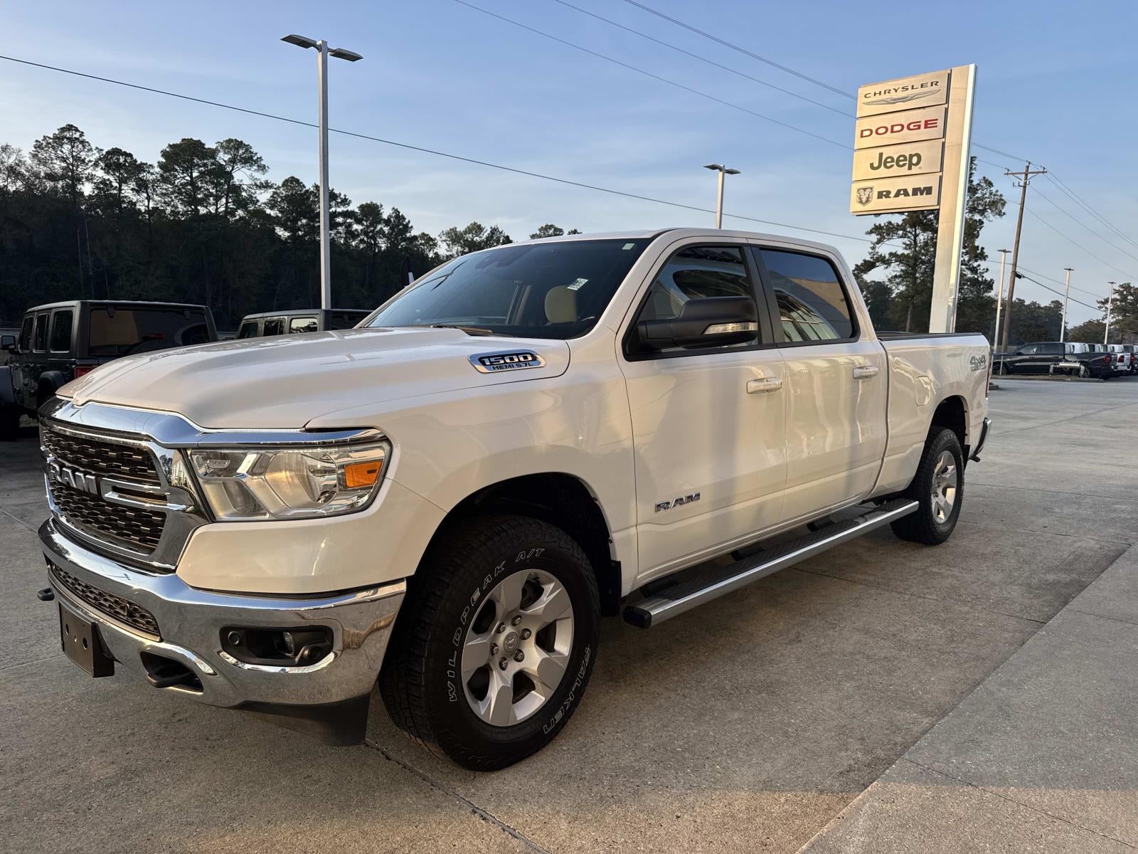 2022 RAM 1500 Big Horn Crew Cab 4x4 6'4' Box