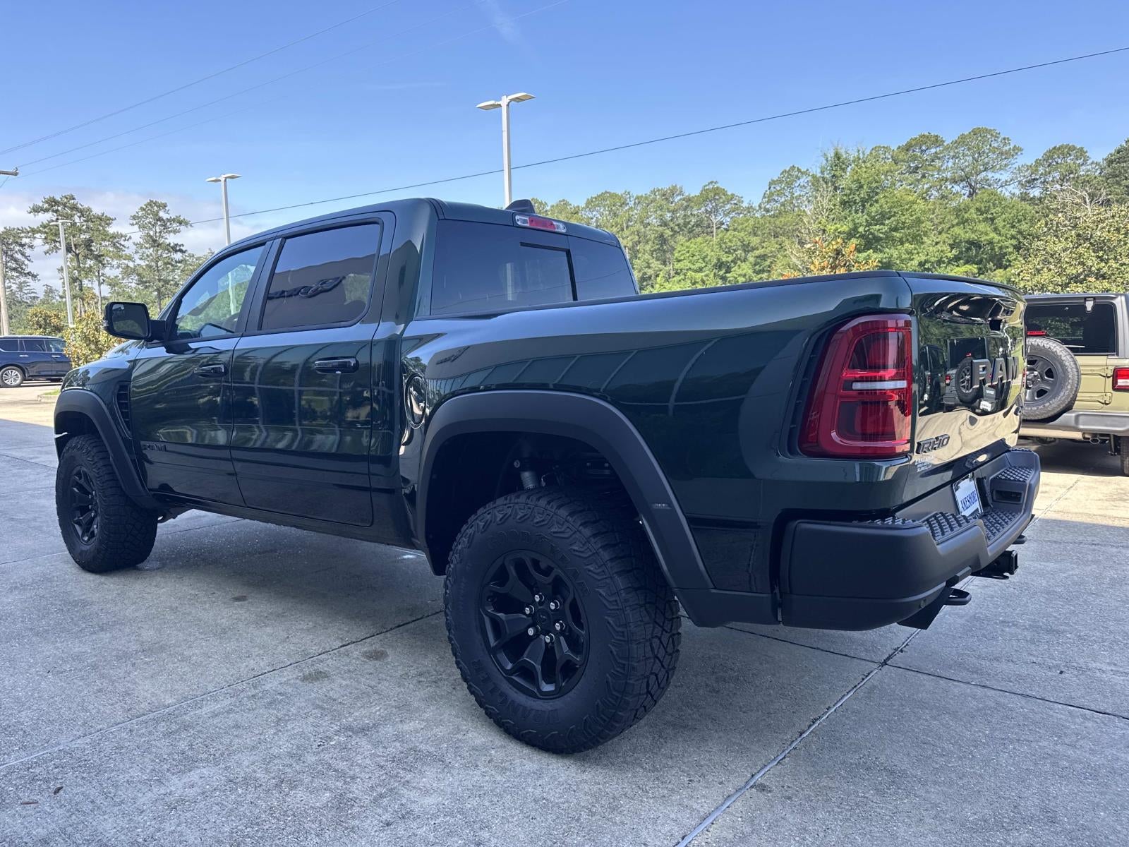 2026 RAM Ram 1500 RAM 1500 RHO CREW CAB 4X4 5'7' BOX