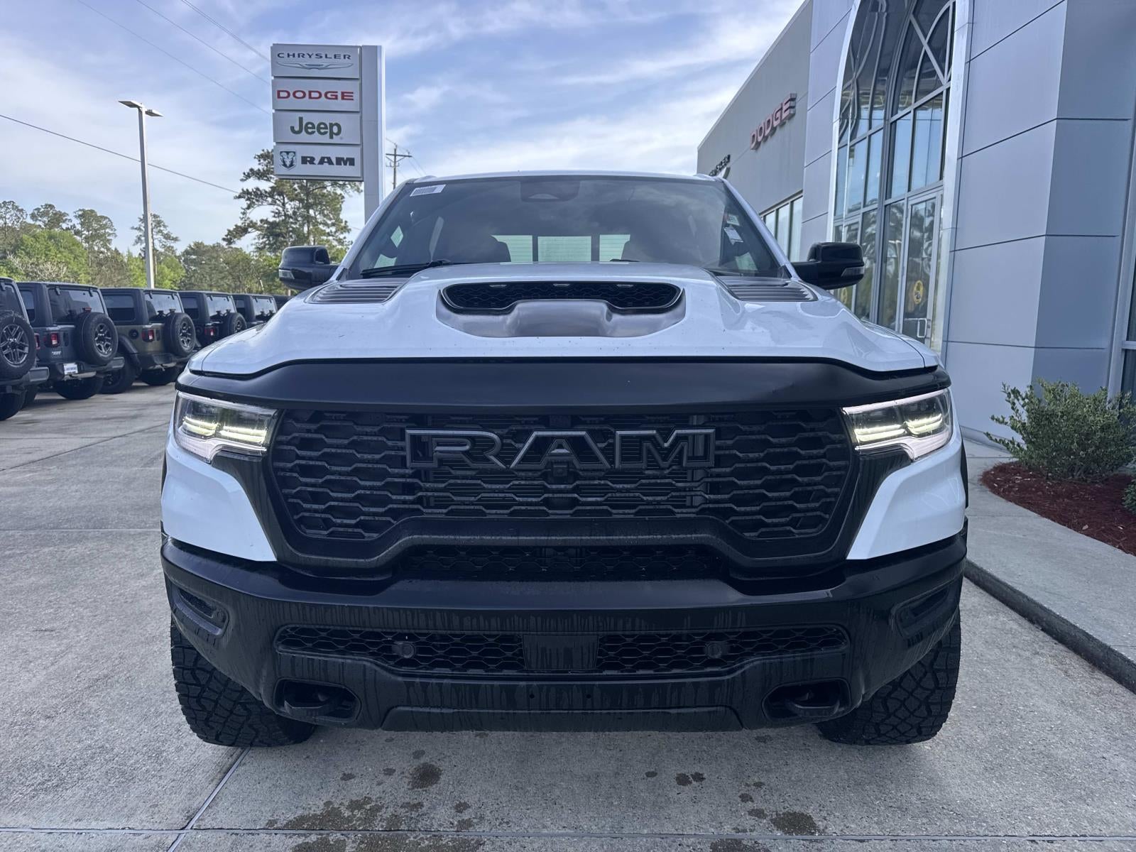 2026 RAM Ram 1500 RAM 1500 RHO CREW CAB 4X4 5'7' BOX