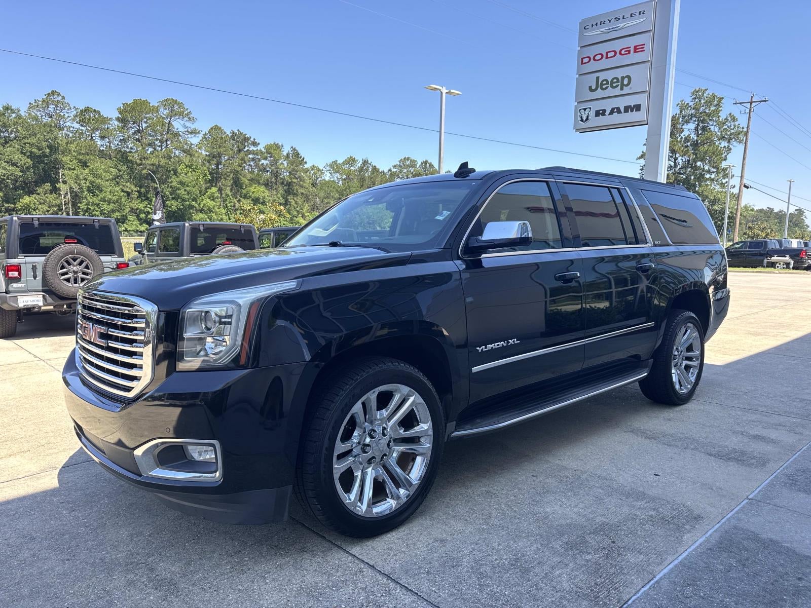 2016 GMC Yukon XL SLT