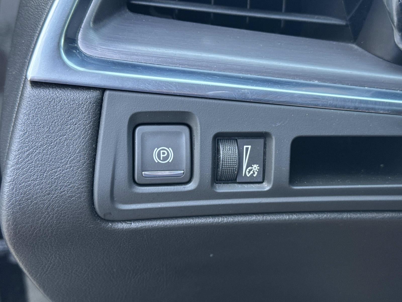 2018 Cadillac XT5 FWD 4dr Luxury