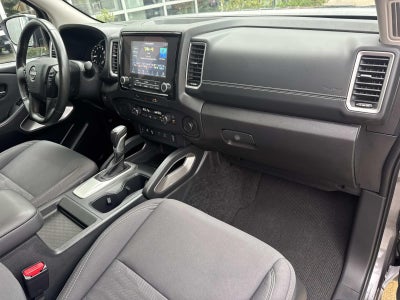 2024 Nissan Frontier Crew Cab SV 4x2