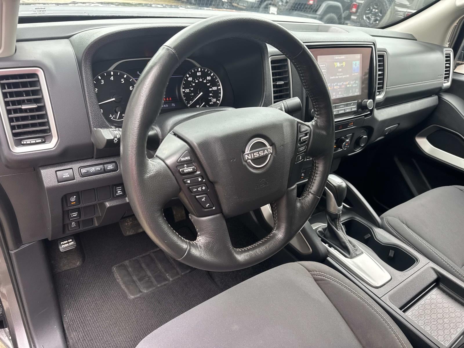 2024 Nissan Frontier Crew Cab SV 4x2