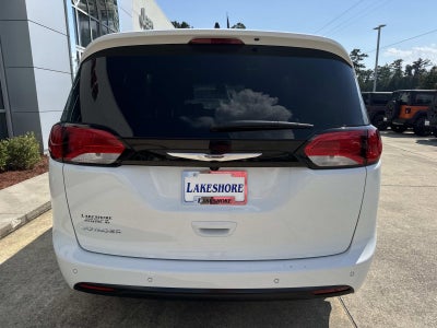 2026 Chrysler Voyager VOYAGER LX