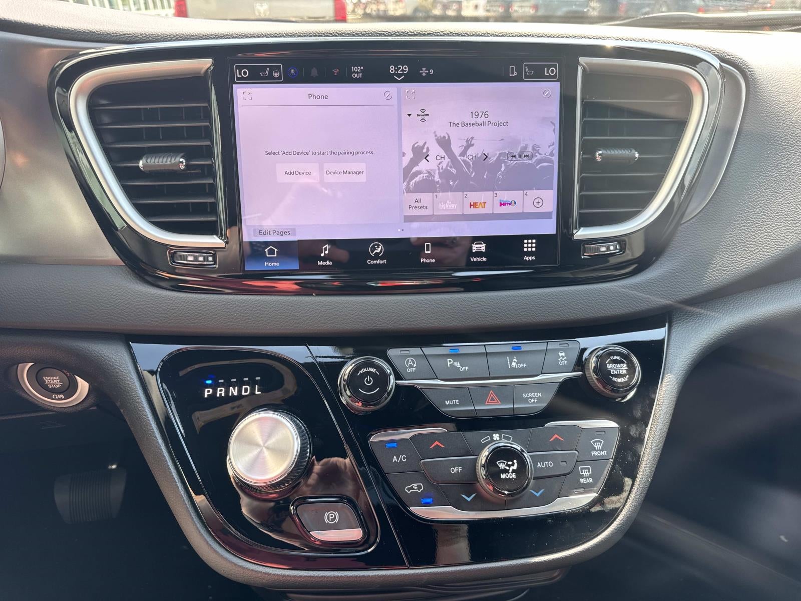 2026 Chrysler Voyager VOYAGER LX