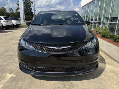 2026 Chrysler Voyager VOYAGER LX