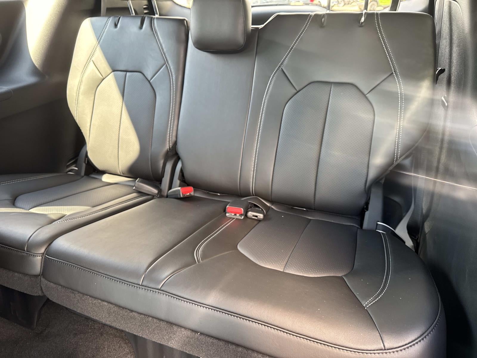 2026 Chrysler Voyager VOYAGER LX