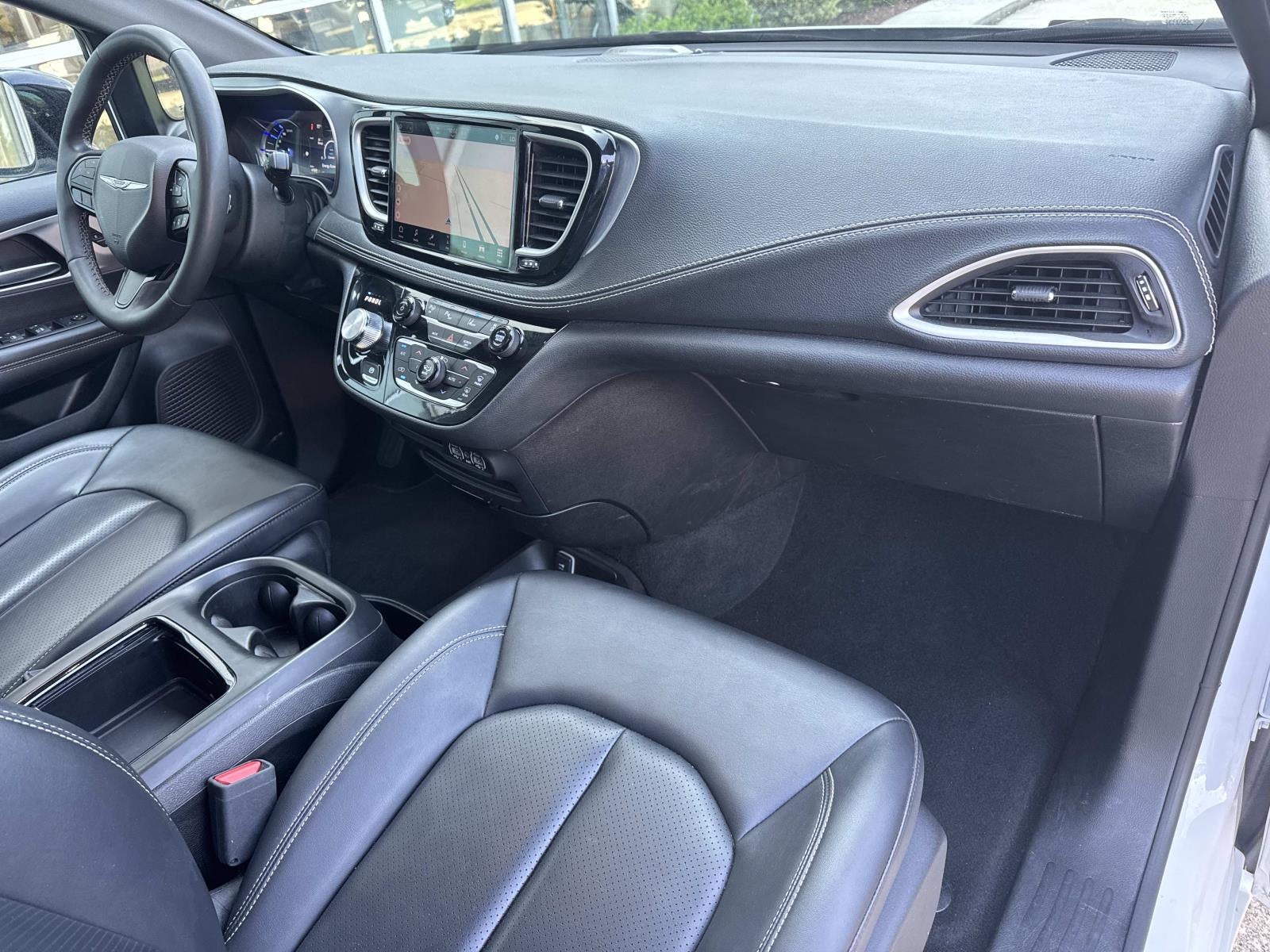 2024 Chrysler Pacifica Hybrid S Appearance Pkg