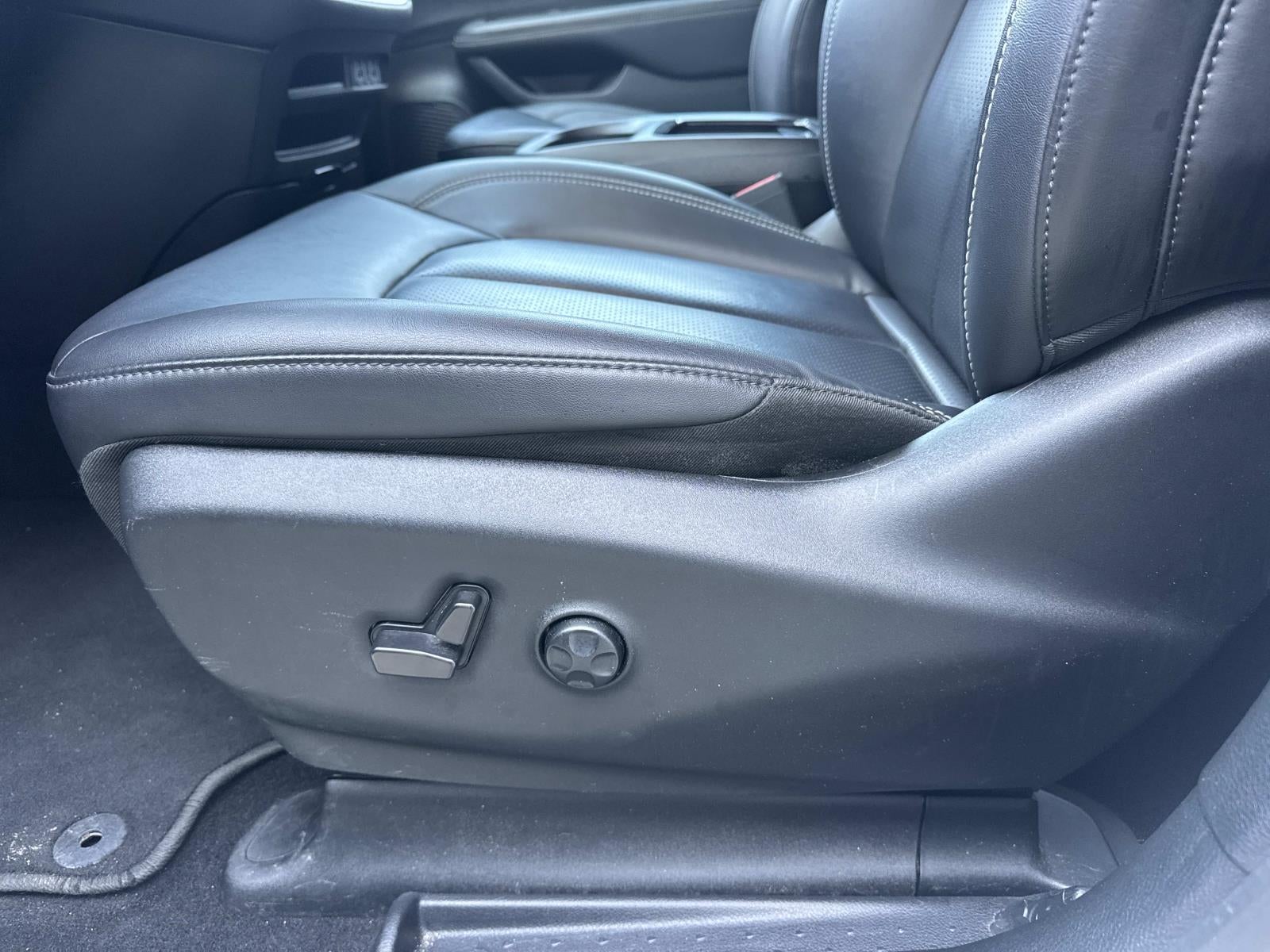 2024 Chrysler Pacifica Hybrid S Appearance Pkg