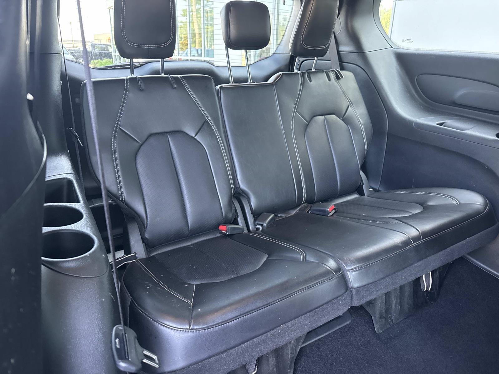 2024 Chrysler Pacifica Hybrid S Appearance Pkg