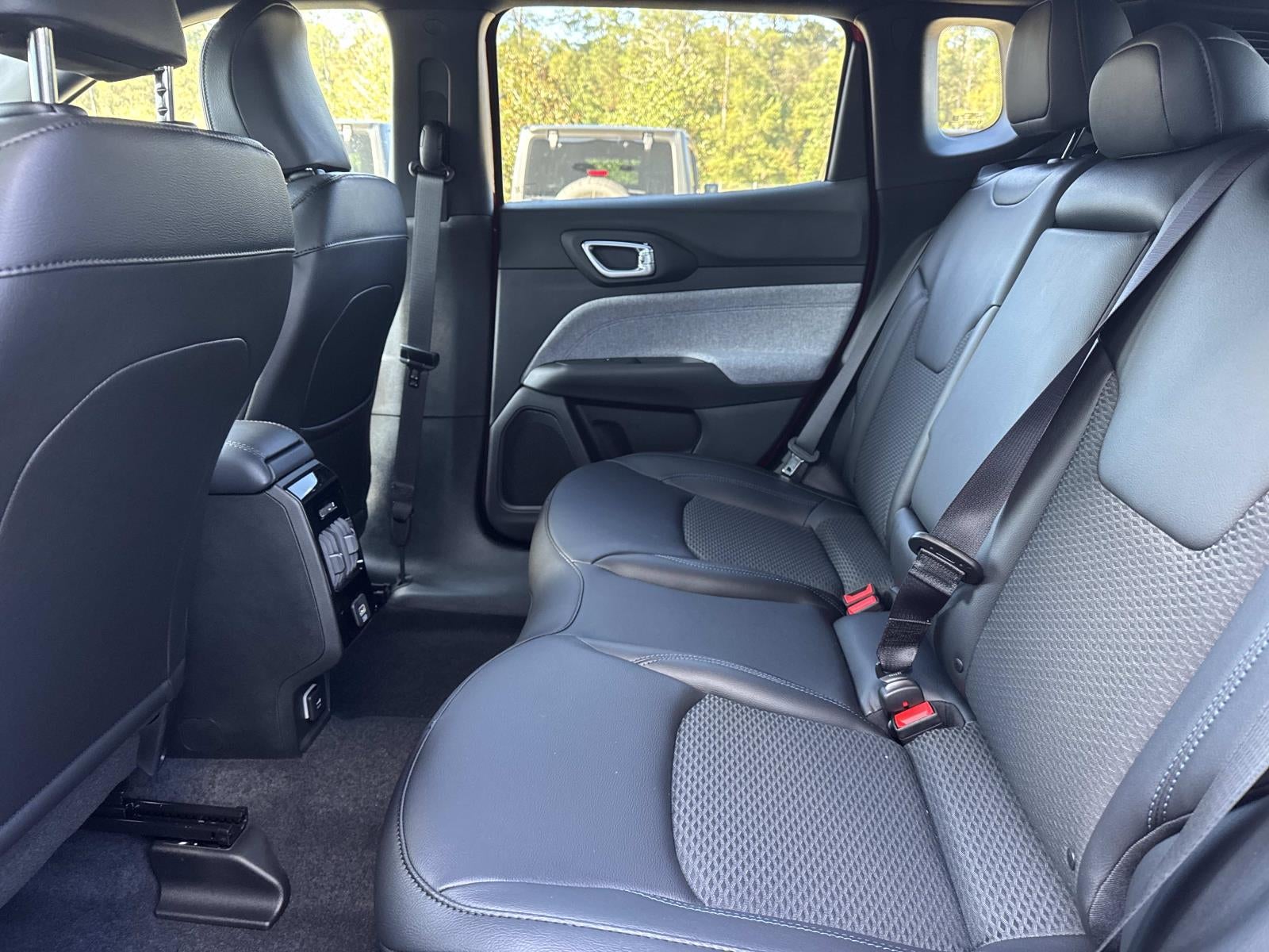 2026 Jeep Compass COMPASS LATITUDE 4X4