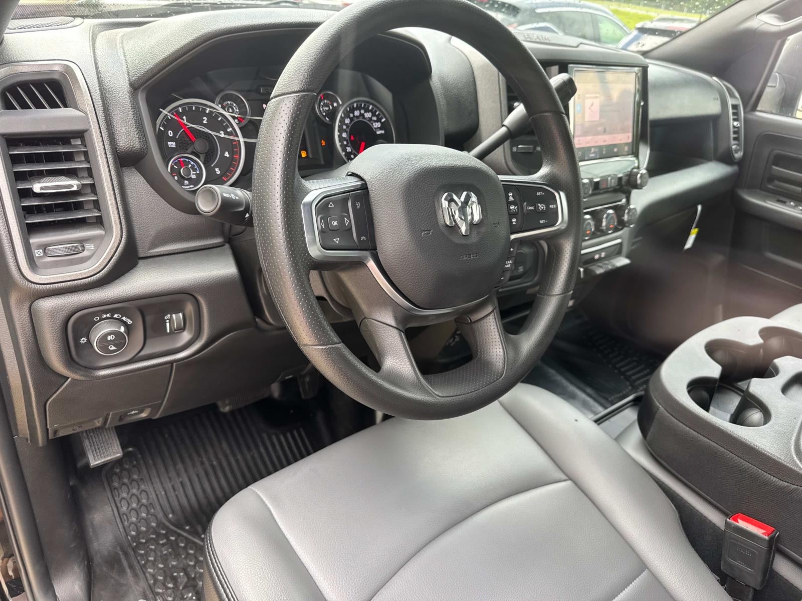 2025 RAM Ram 2500 RAM 2500 TRADESMAN CREW CAB 4X4 6'4' BOX