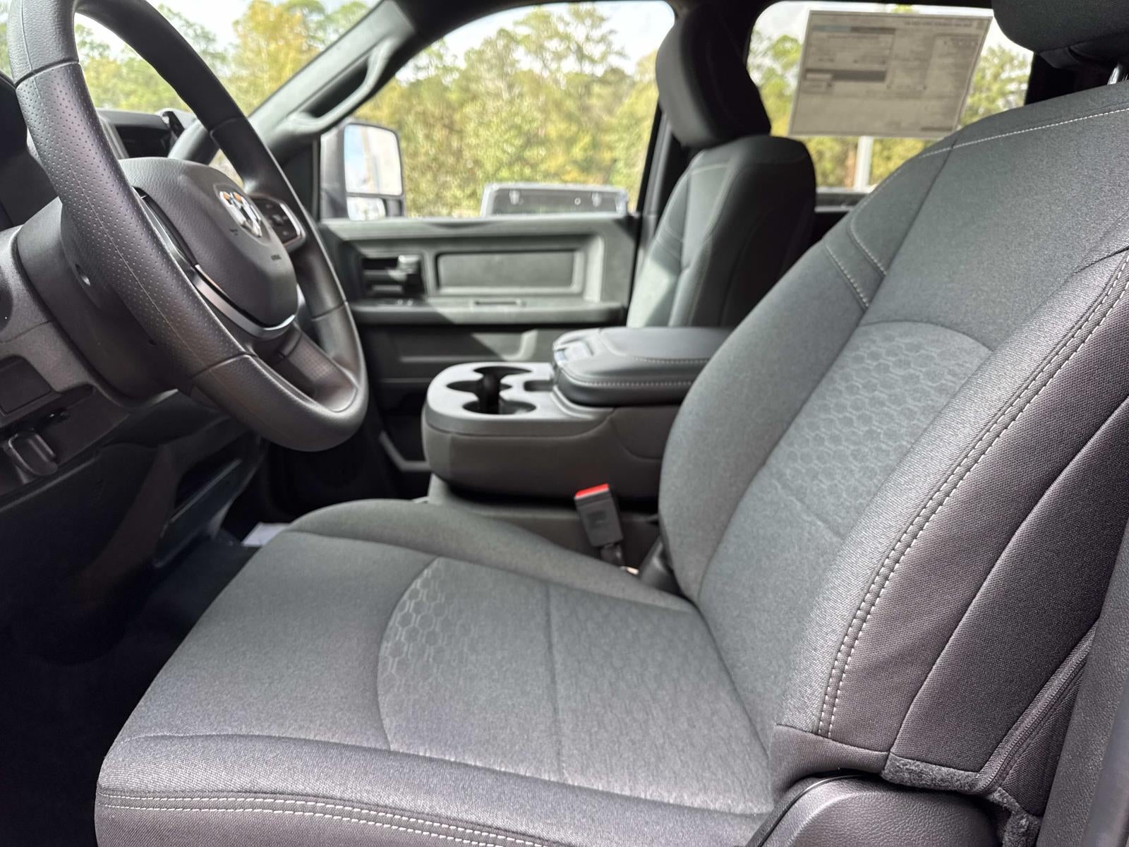 2026 RAM Ram 2500 RAM 2500 WARLOCK CREW CAB 4X4 6'4' BOX