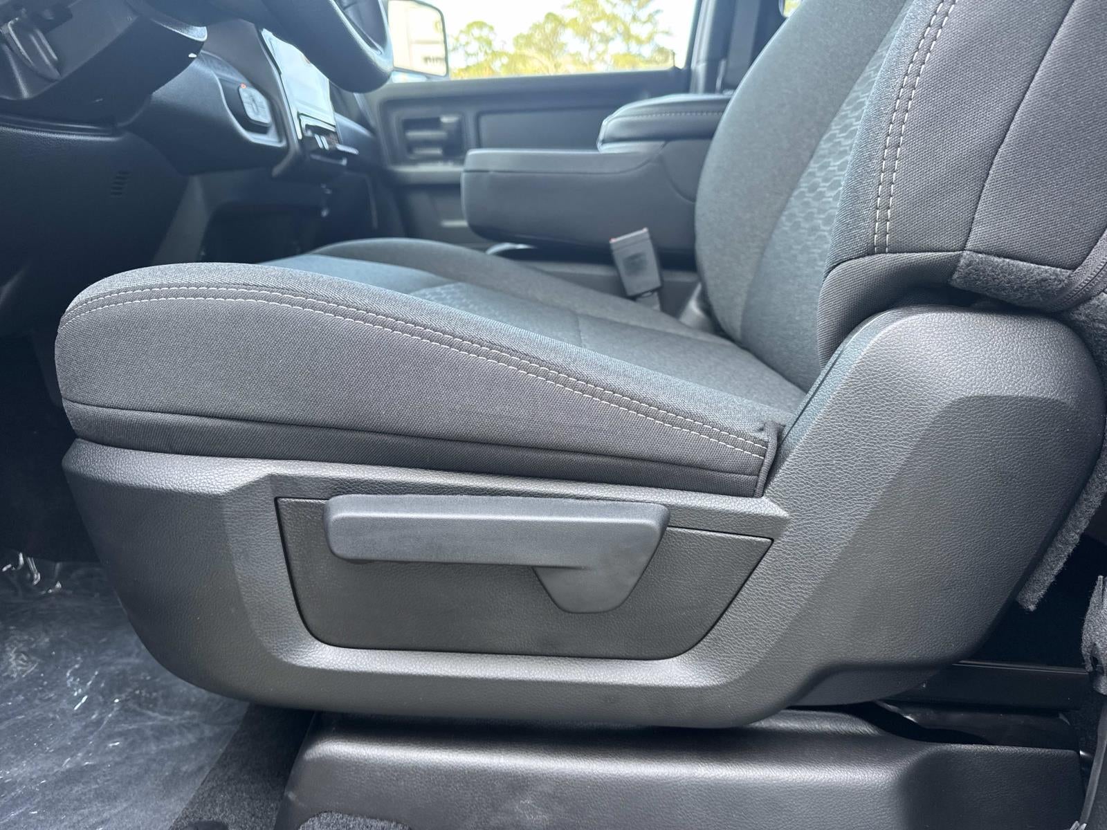 2026 RAM Ram 2500 RAM 2500 WARLOCK CREW CAB 4X4 6'4' BOX