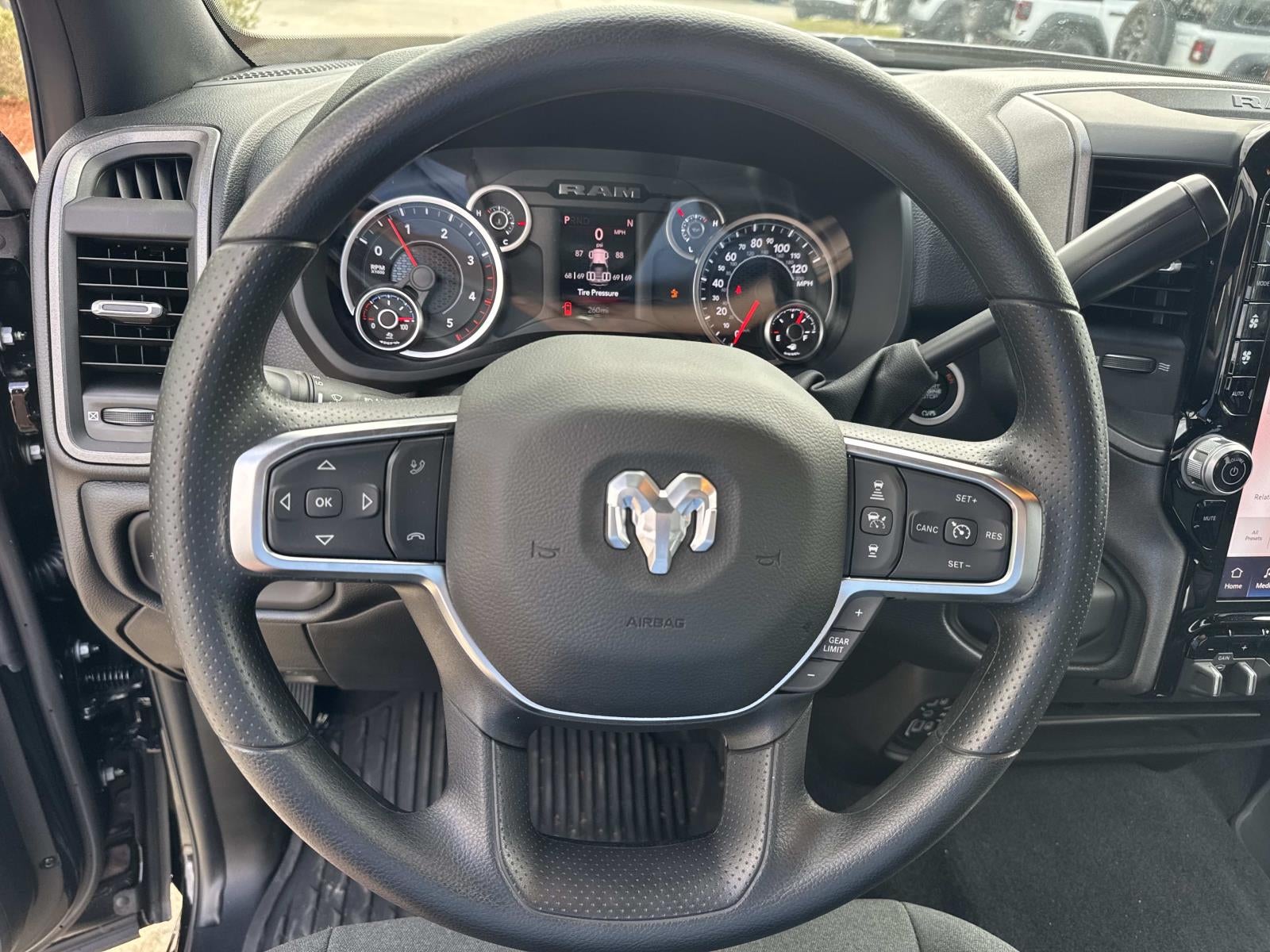 2026 RAM Ram 3500 Tradesman Crew Cab 4x4 8' Box