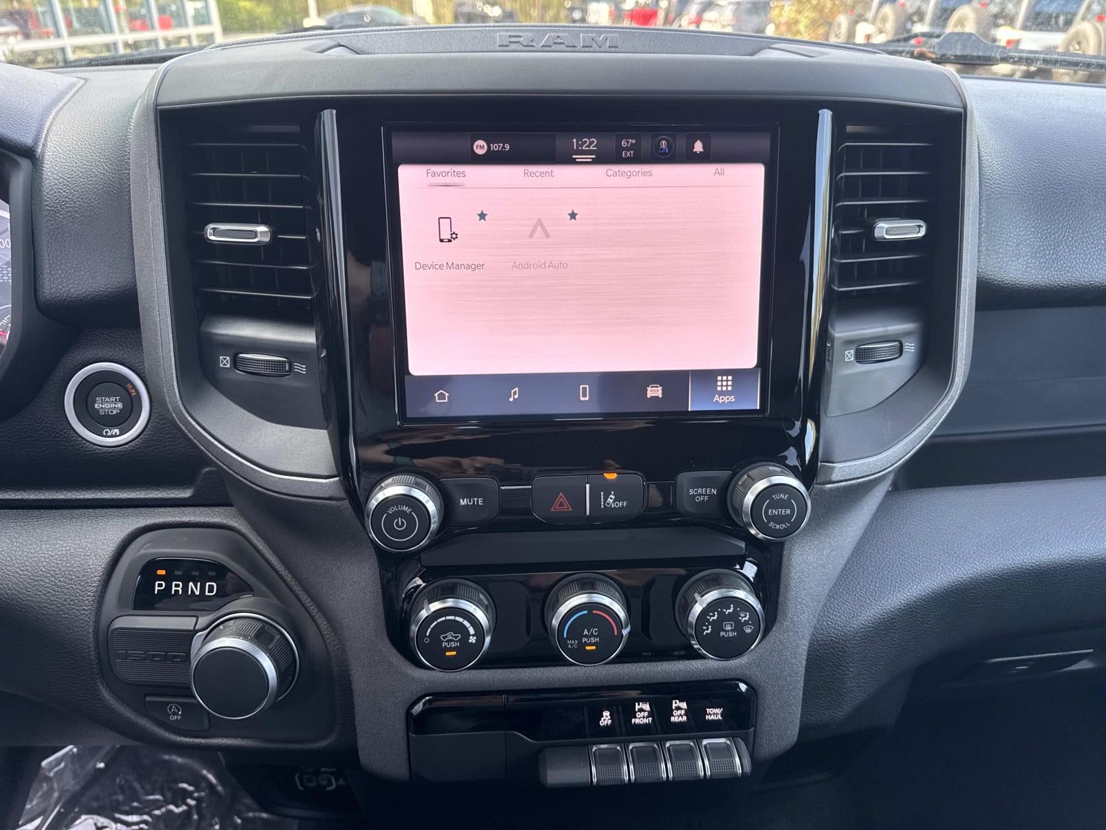 2026 RAM Ram 1500 RAM 1500 TRADESMAN CREW CAB 4X2 5'7' BOX