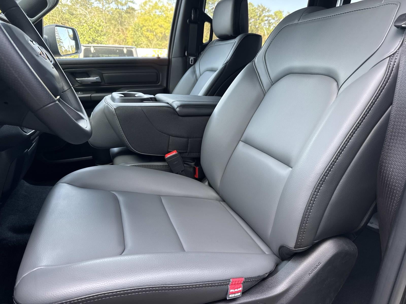 2026 RAM Ram 1500 RAM 1500 TRADESMAN CREW CAB 4X2 5'7' BOX