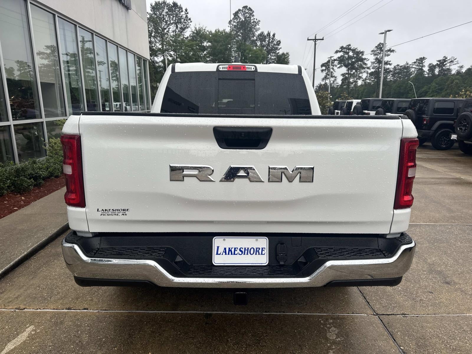 2026 RAM Ram 1500 RAM 1500 TRADESMAN CREW CAB 4X2 5'7' BOX