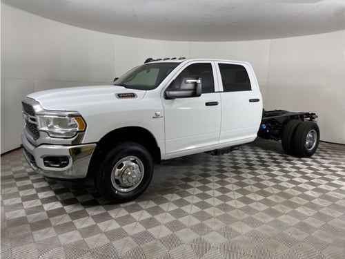 2024 RAM 3500 Chassis Tradesman/SLT/Laramie/Limited