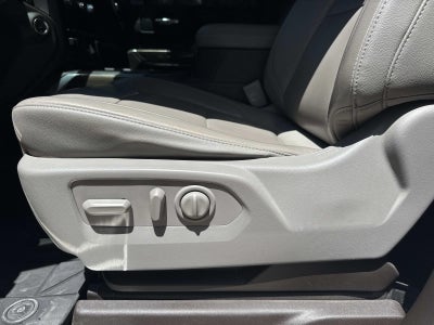 2020 Chevrolet Silverado 1500 2WD Crew Cab 147 RST