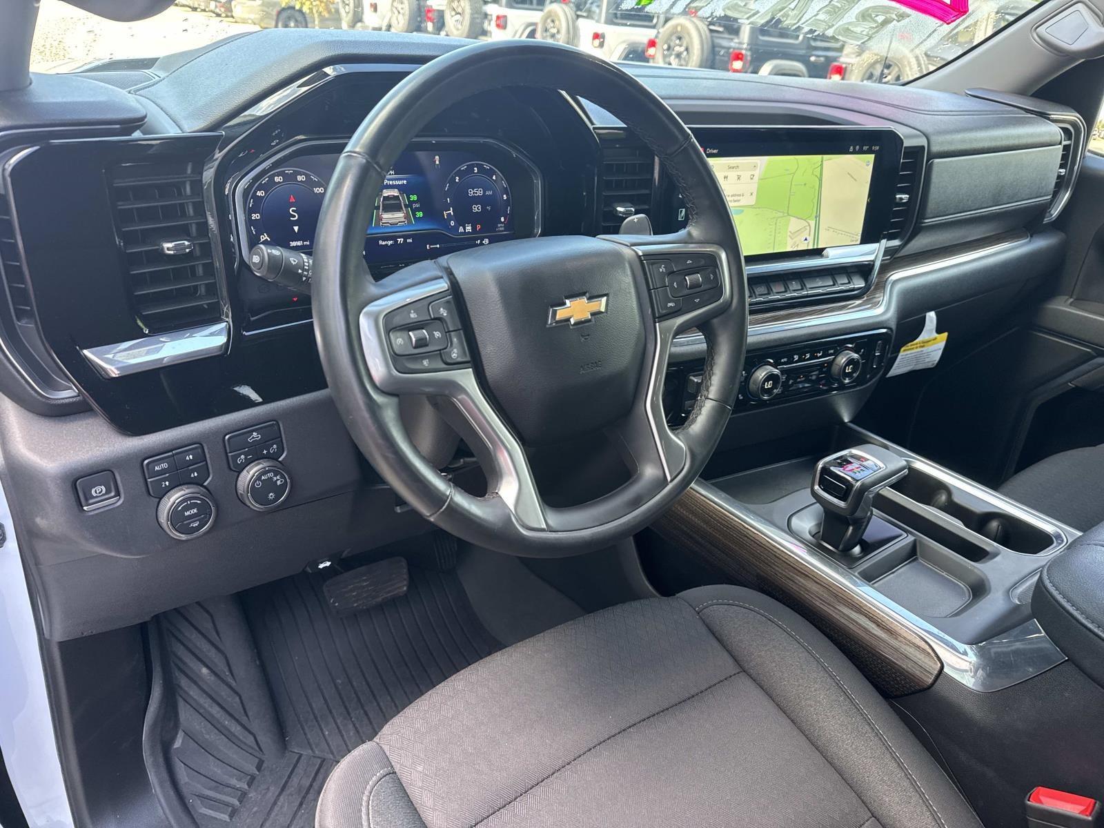 2025 Chevrolet Silverado 1500 4WD Crew Cab Standard Bed LT