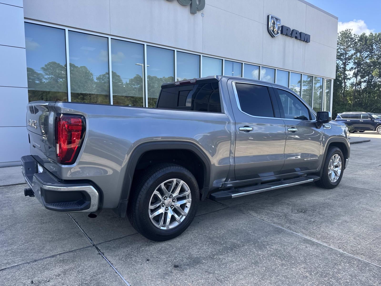 2020 GMC Sierra 1500 2WD Crew Cab 147 SLT