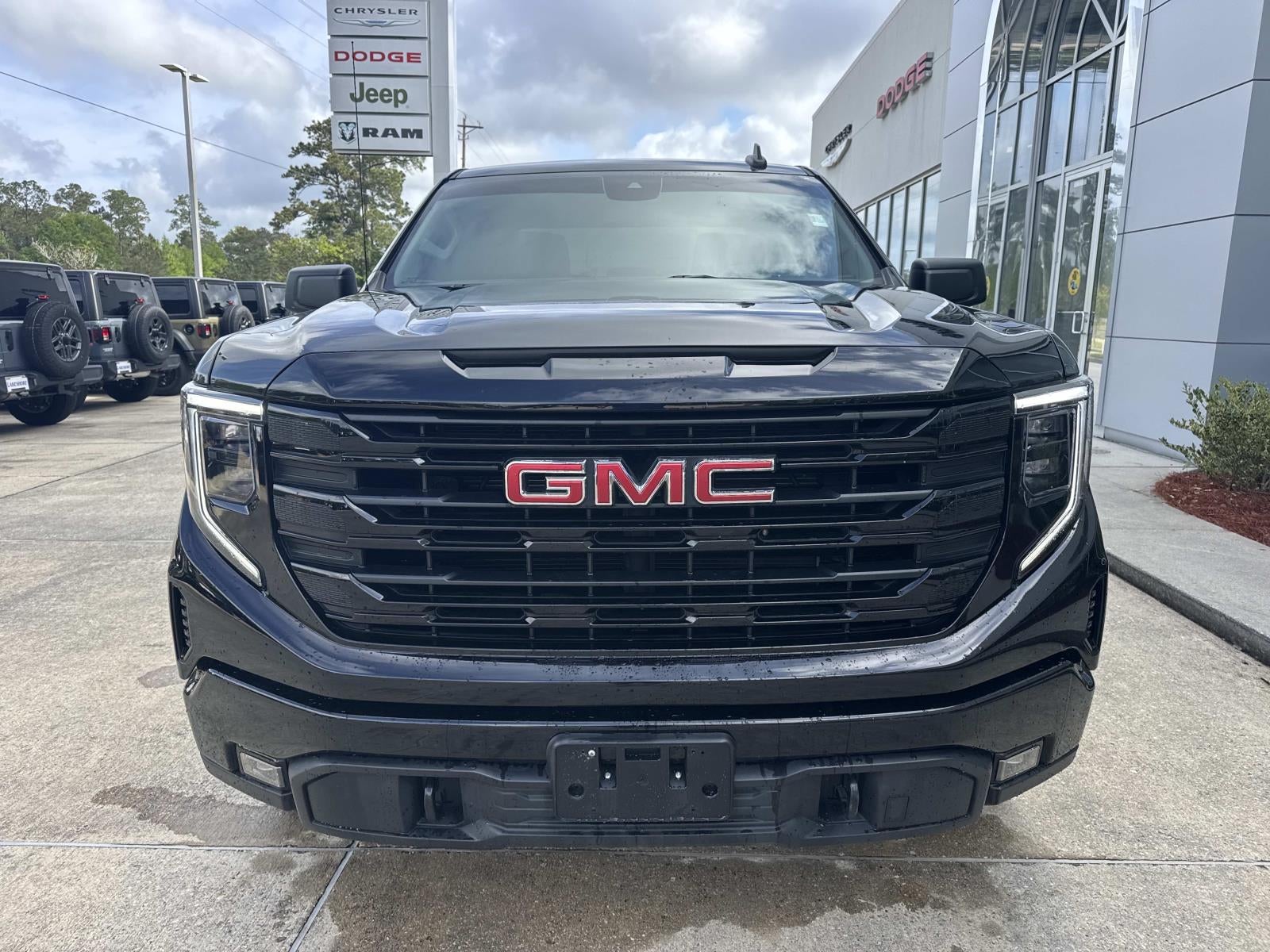 2024 GMC Sierra 1500 2WD Crew Cab Short Box Elevation