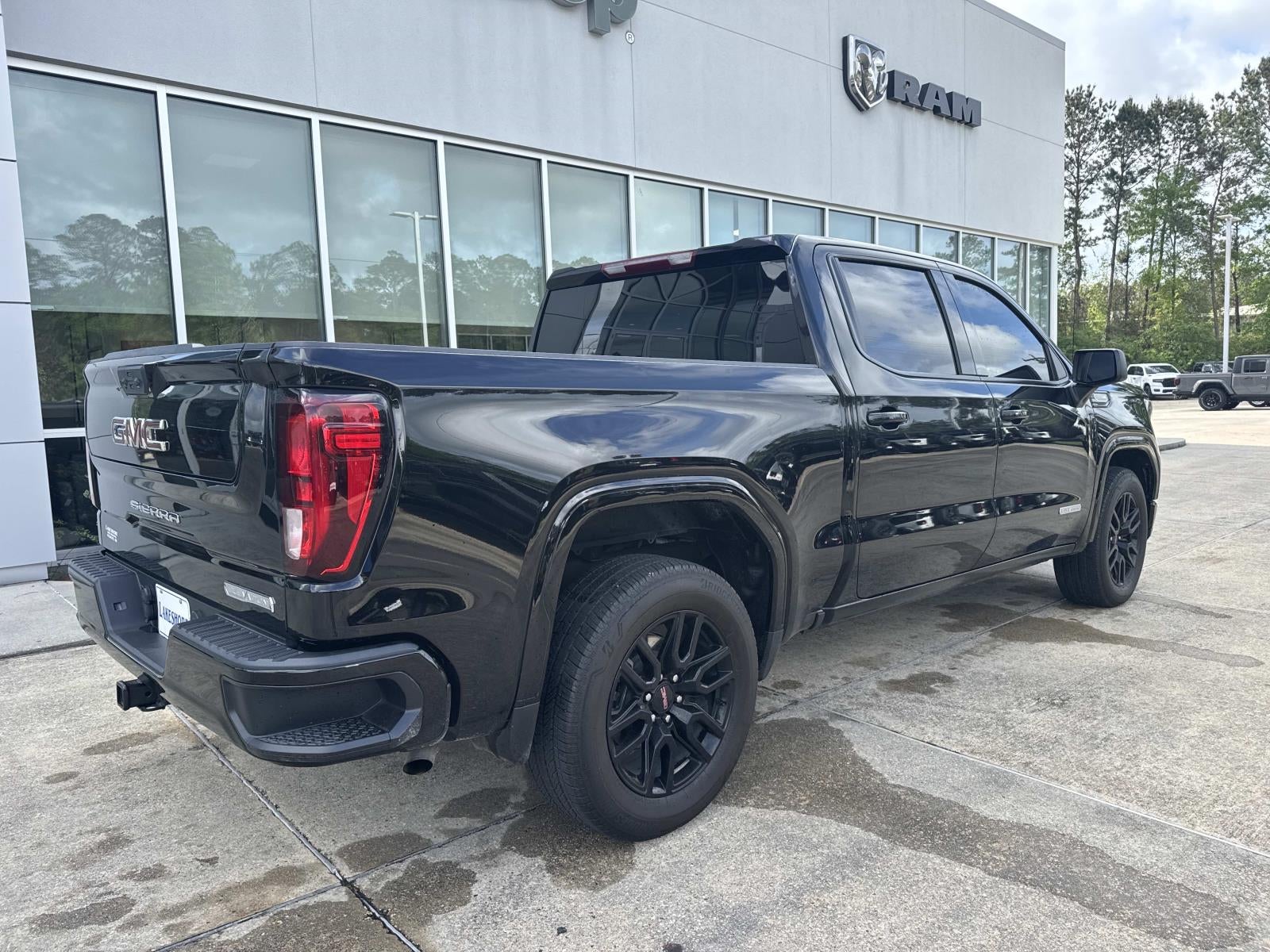 2024 GMC Sierra 1500 2WD Crew Cab Short Box Elevation