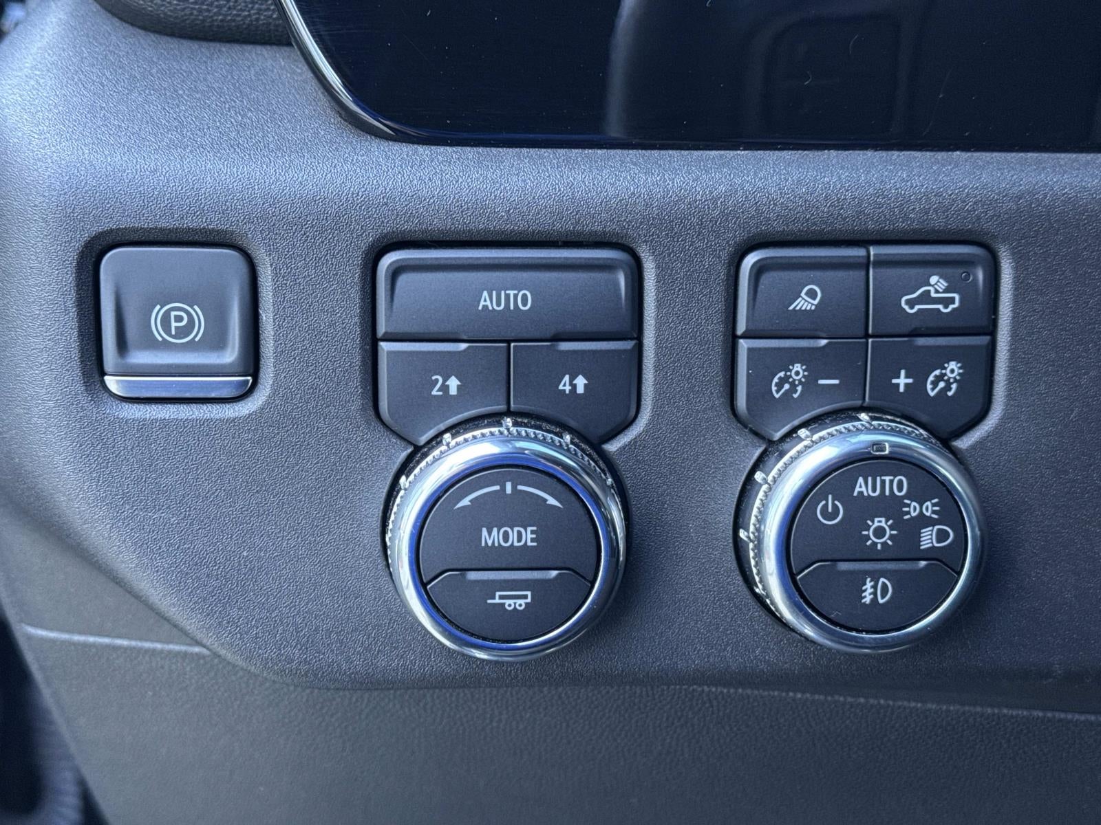 2024 GMC Sierra 1500 4WD Crew Cab Short Box SLT