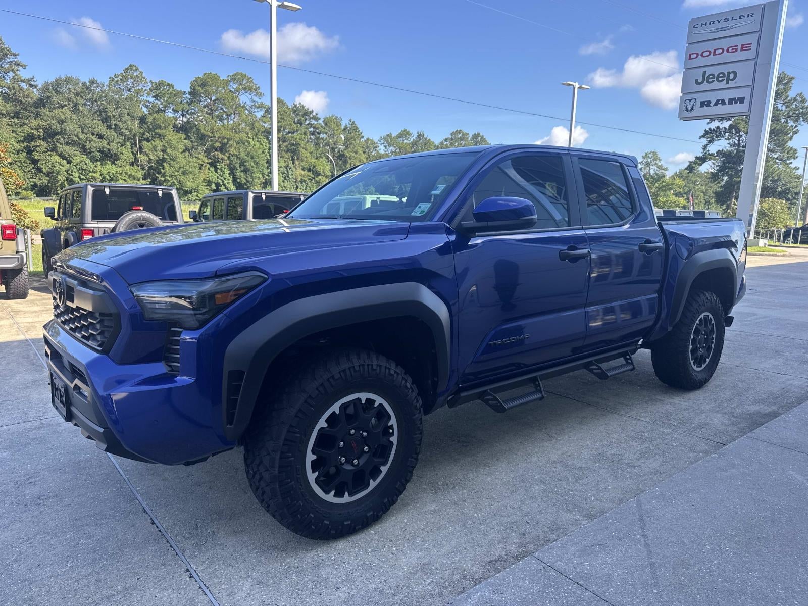 2025 Toyota Tacoma TRD Off-Road
