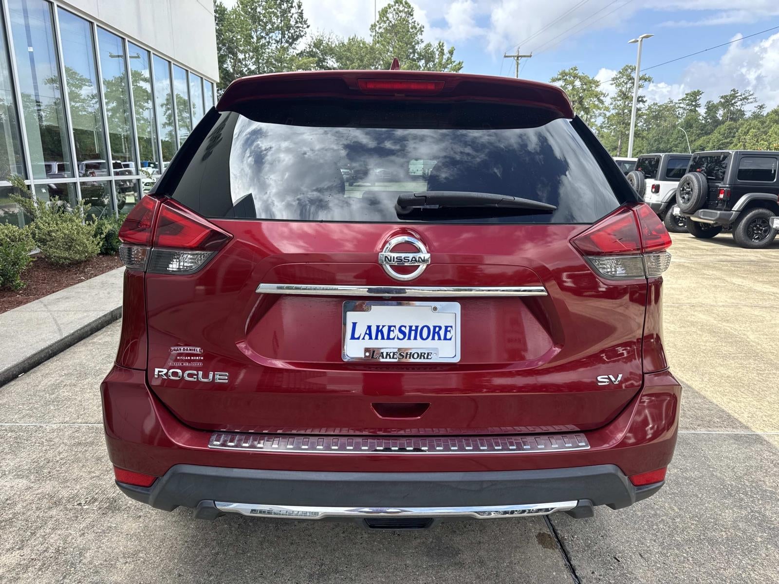2018 Nissan Rogue SV