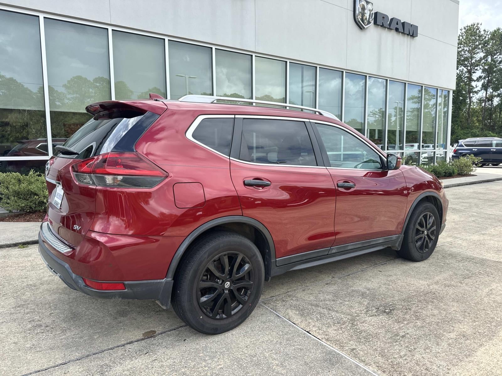 2018 Nissan Rogue SV