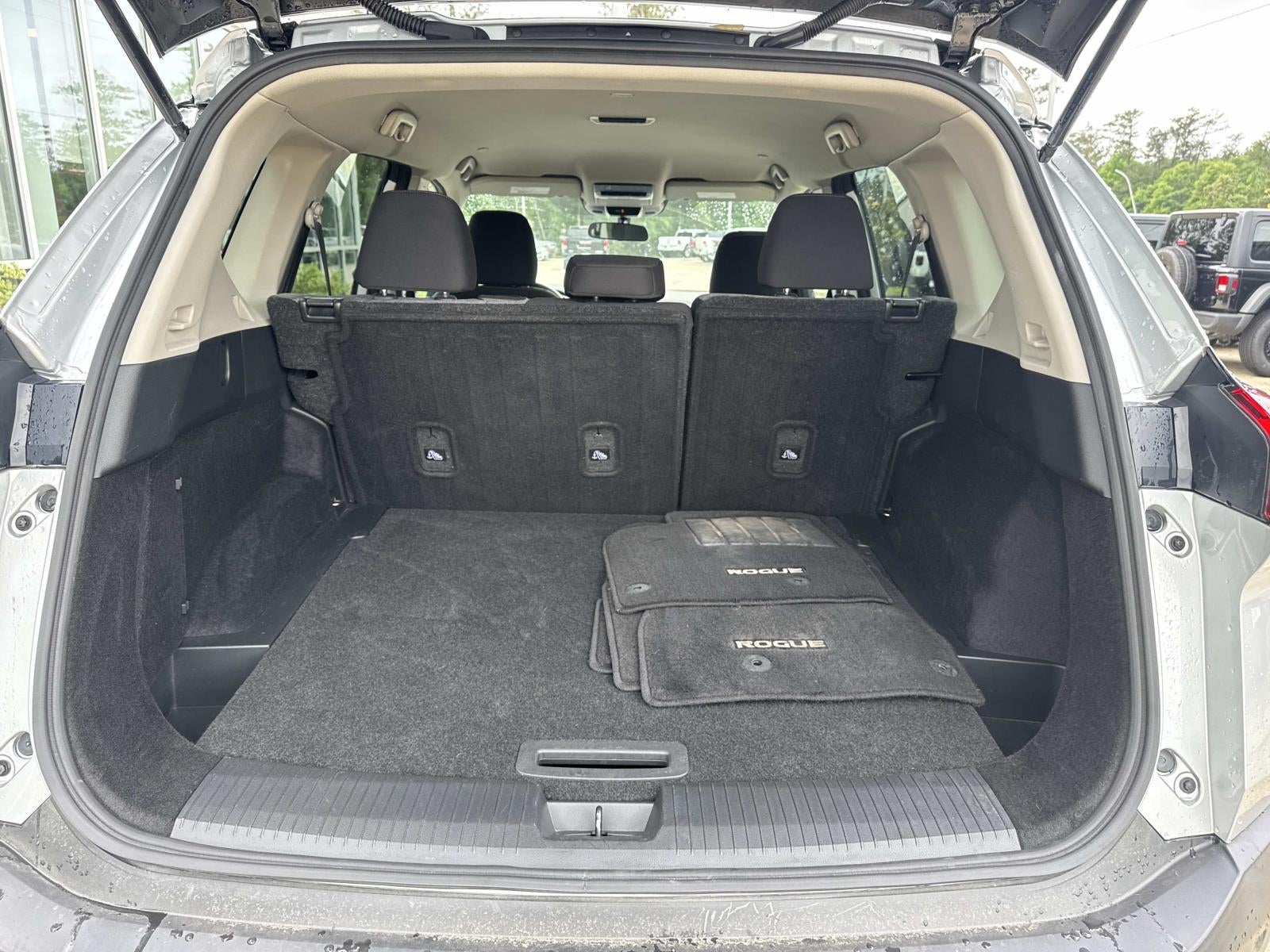 2023 Nissan Rogue SV Intelligent AWD