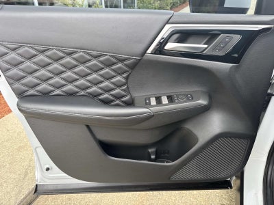 2022 Mitsubishi Outlander SEL Special Edition 2WD